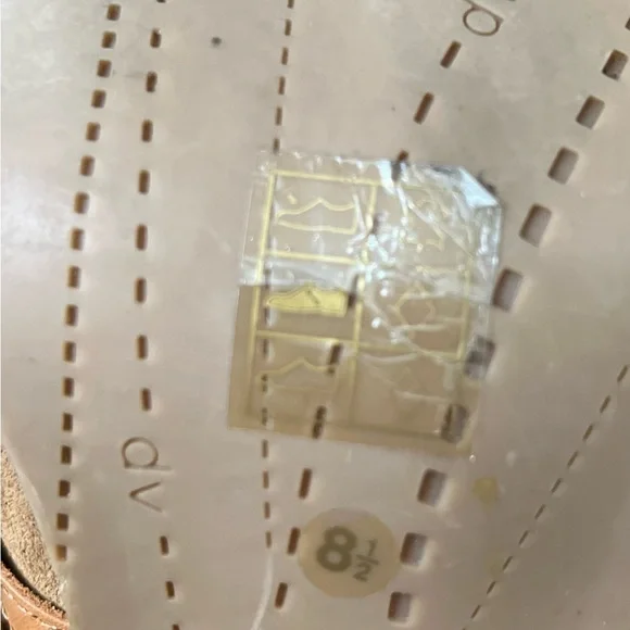 Dolce Vita Size 8 1/2 Leather Cognac Booties - Picture 12 of 16